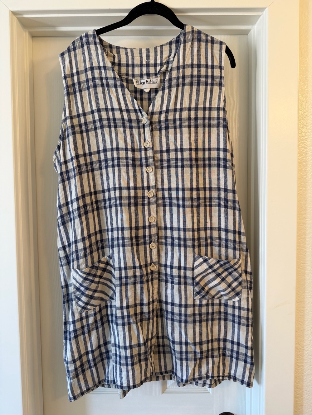 Vintage dress flowy